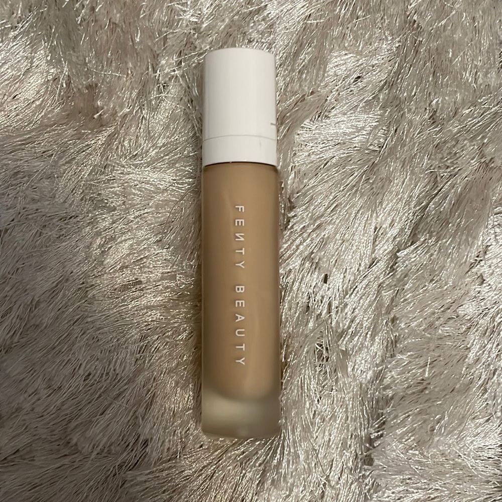 Fenty Beauty  foundation